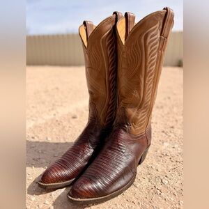 VINTAGE 🦎 Tony Lama Lizard Boots
